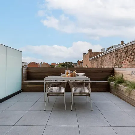 La Mirage 01 Daire *